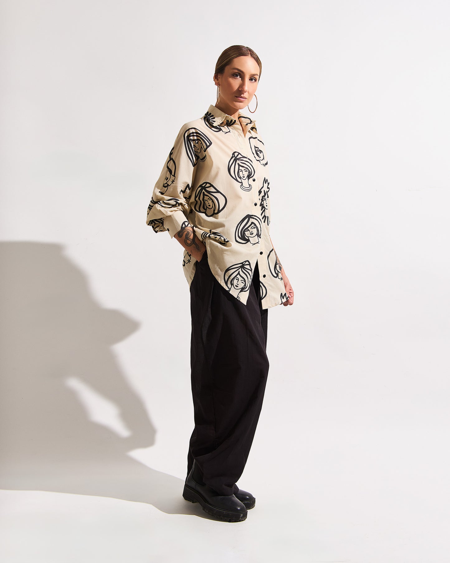 Camisa Japonesa - Arena / Negro