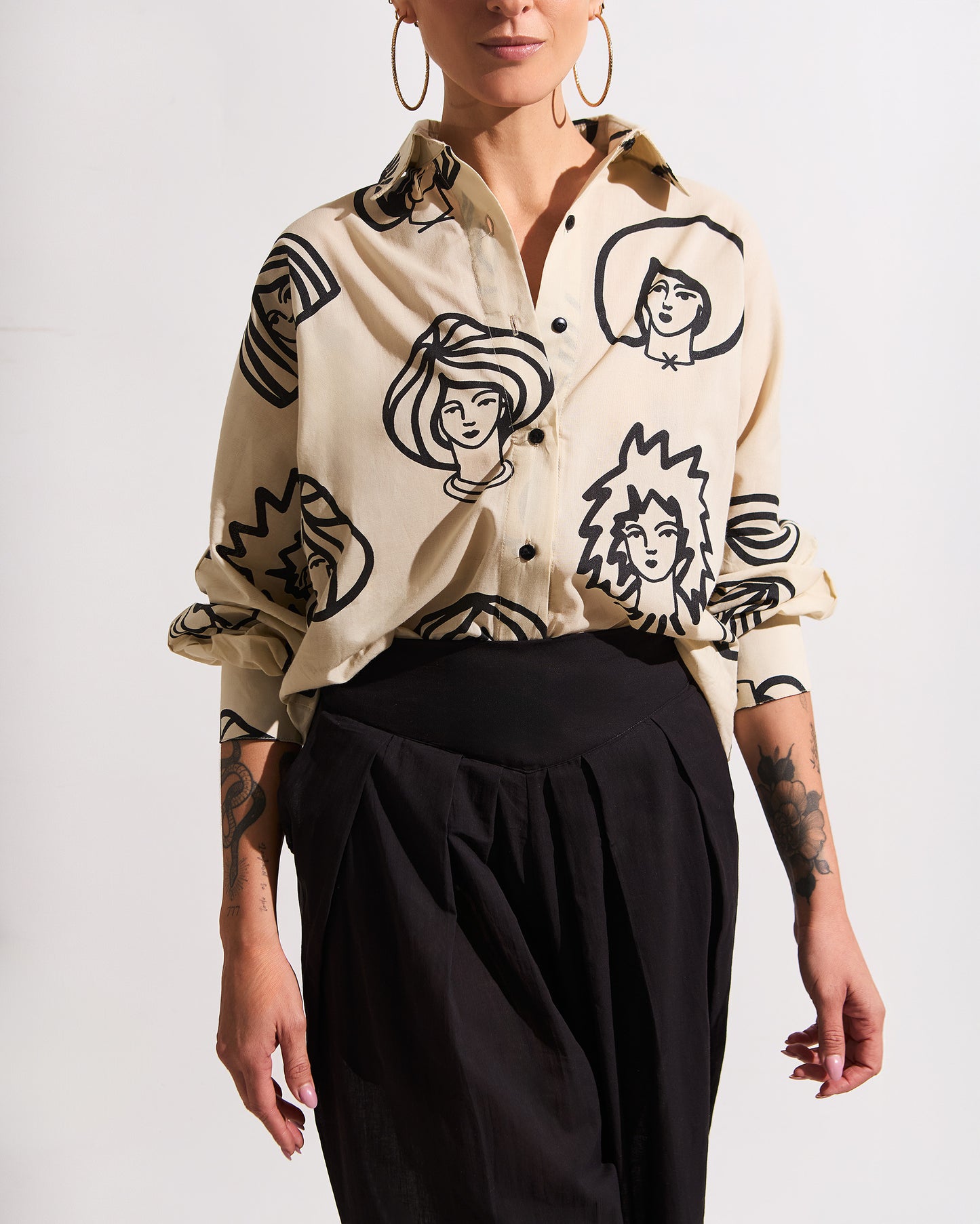 Camisa Japonesa - Arena / Negro