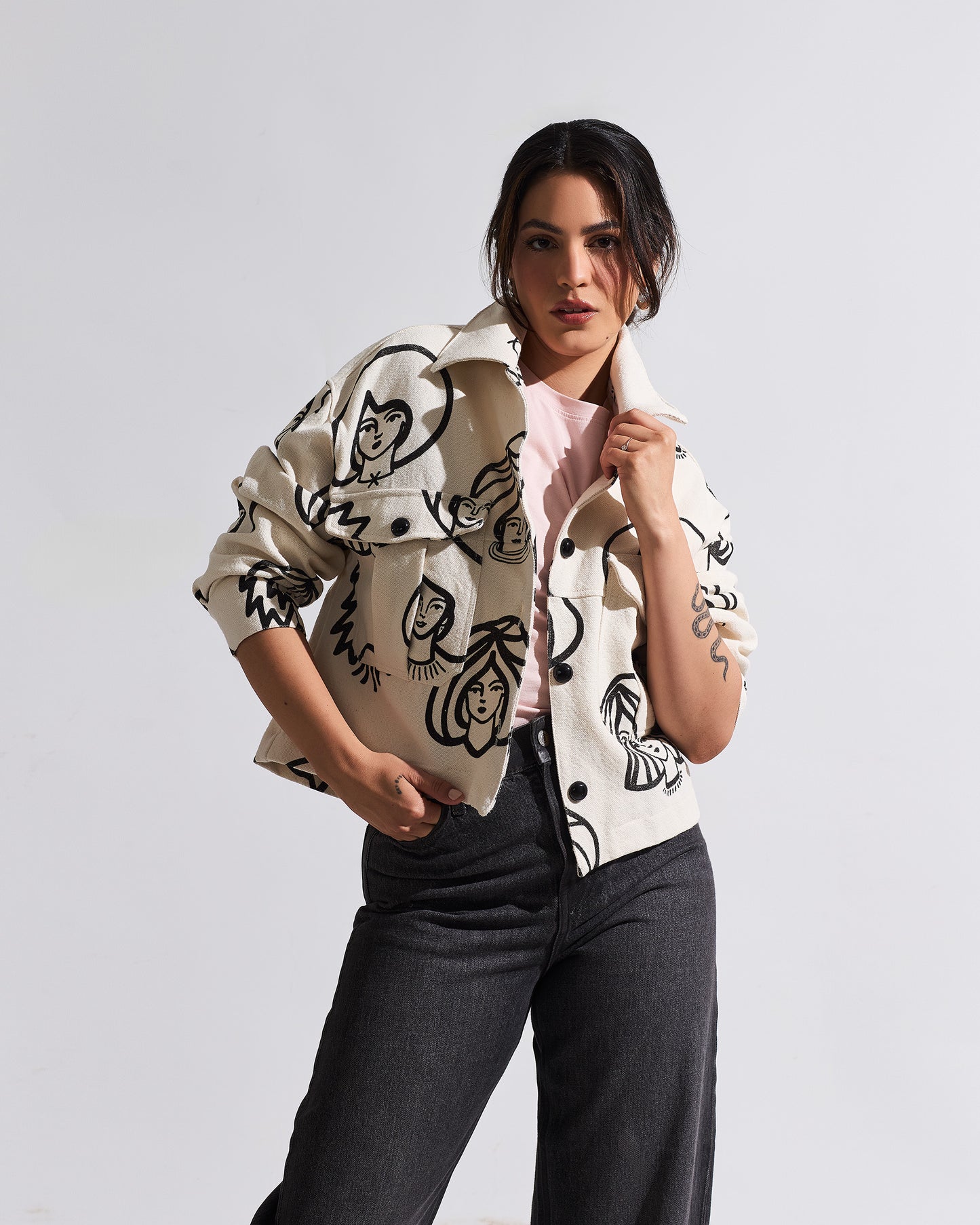 Chamarra SOBERANA - Crudo / Negro